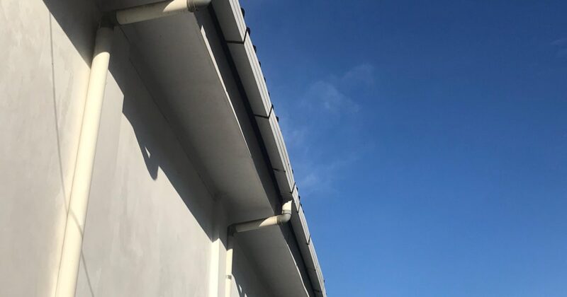 gutter repair service